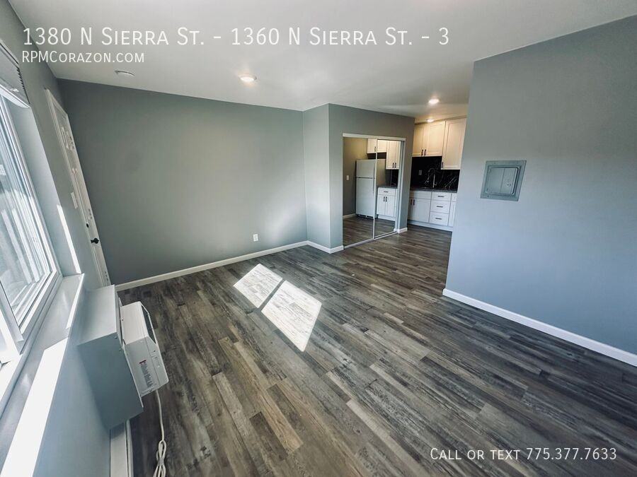 1380 N Sierra St - Photo 4 of 9