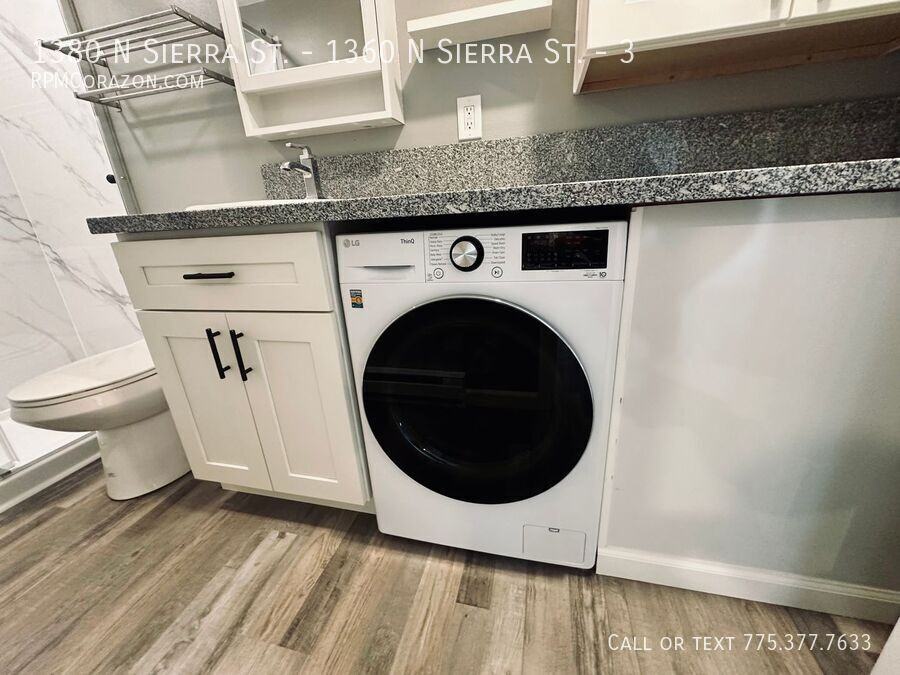 1380 N Sierra St - Photo 6 of 9