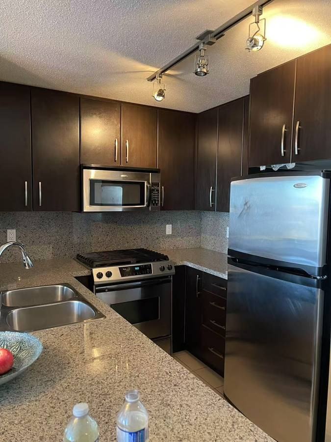 5000 Kwantlen Street - Photo 2 of 11