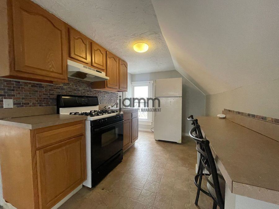 1548 Alameda Ave #LOFT - Photo 4 of 9