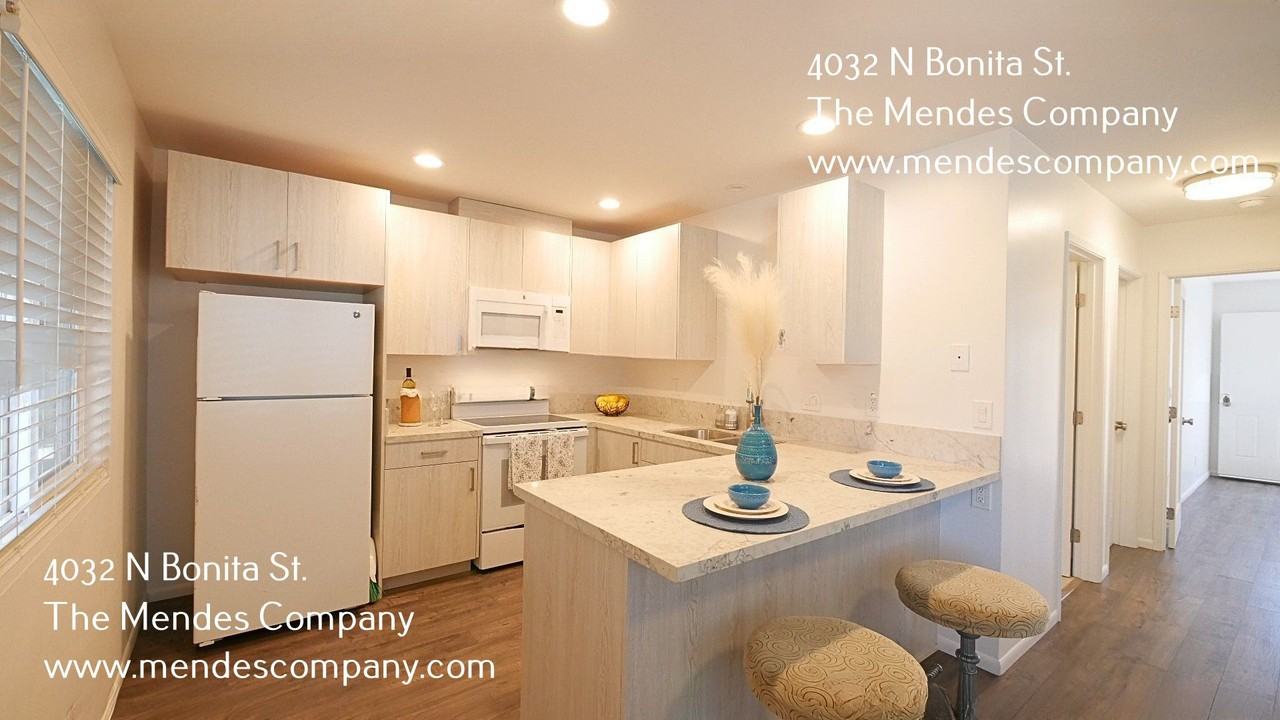 4032 N Bonita St #1 - Photo 3 of 9