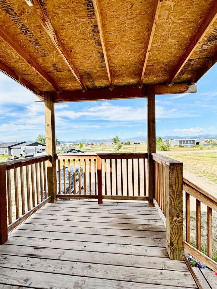 3211 Legacy Loop - Photo 2 of 11