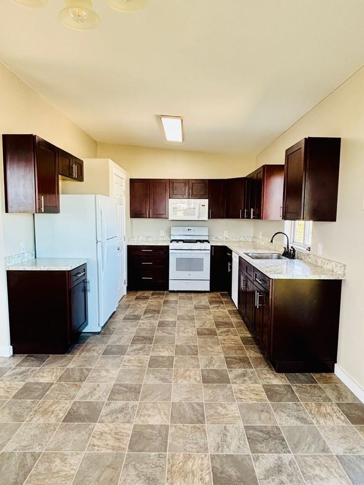 3211 Legacy Loop - Photo 3 of 11