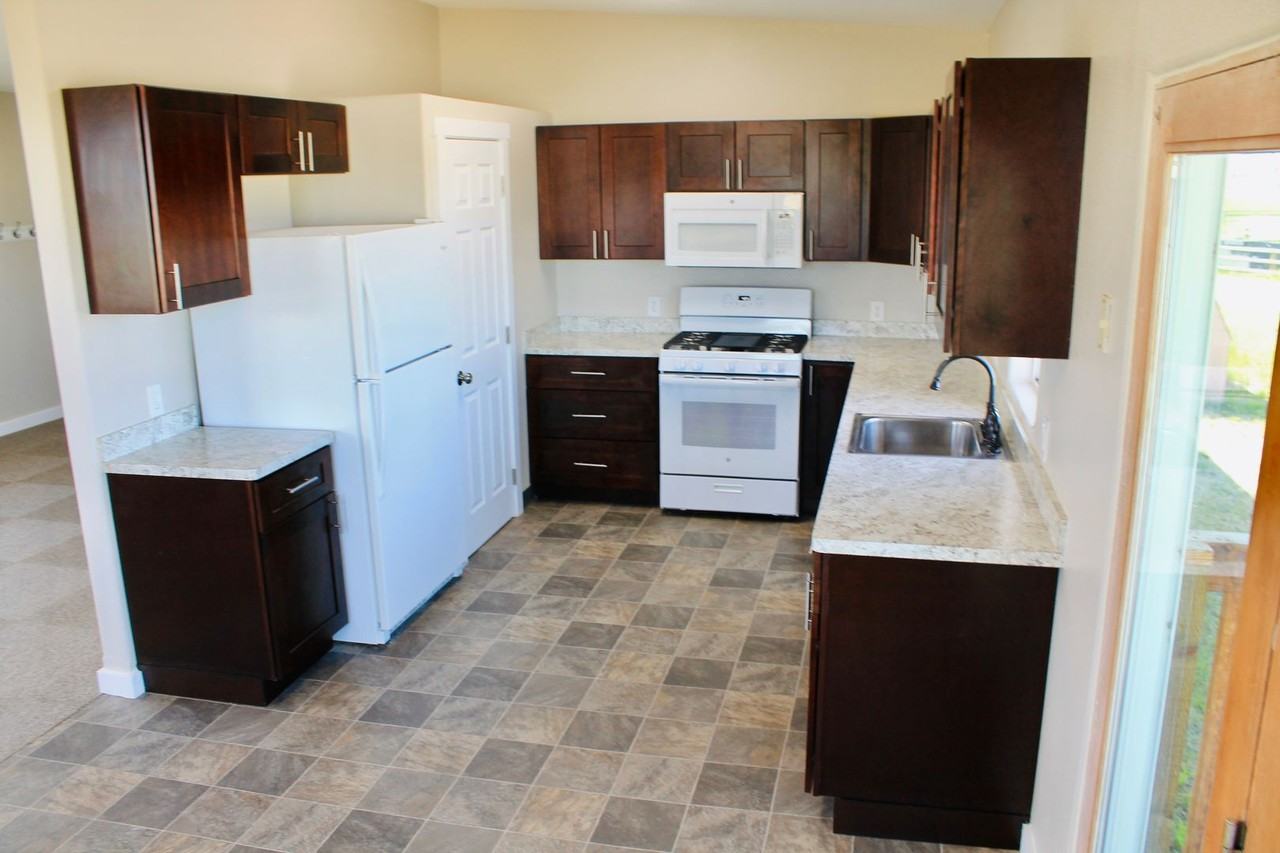 3211 Legacy Loop - Photo 4 of 11