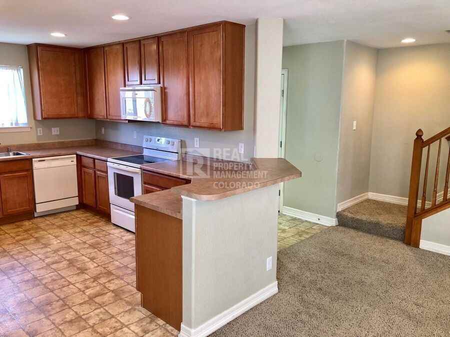 5824 Biscay St - Photo 5 of 17