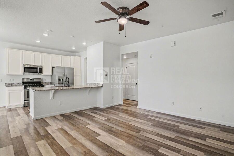 4526 Copeland Cir - Photo 7 of 24
