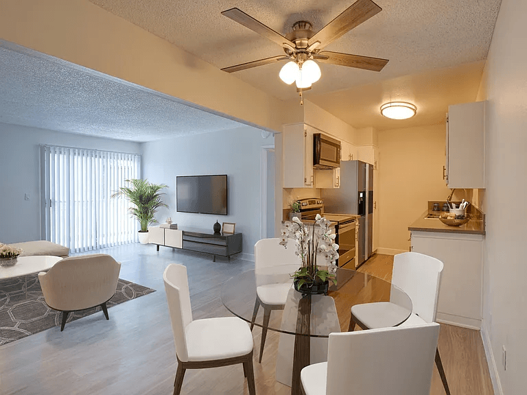 Downey Pointe Apartments - Photo 2 of 10