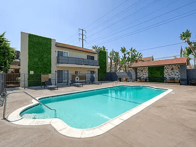 Downey Pointe Apartments - Photo 5 of 10