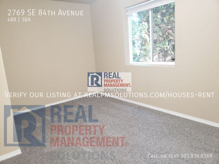 2769 Se 84th Ave - Photo 4 of 36
