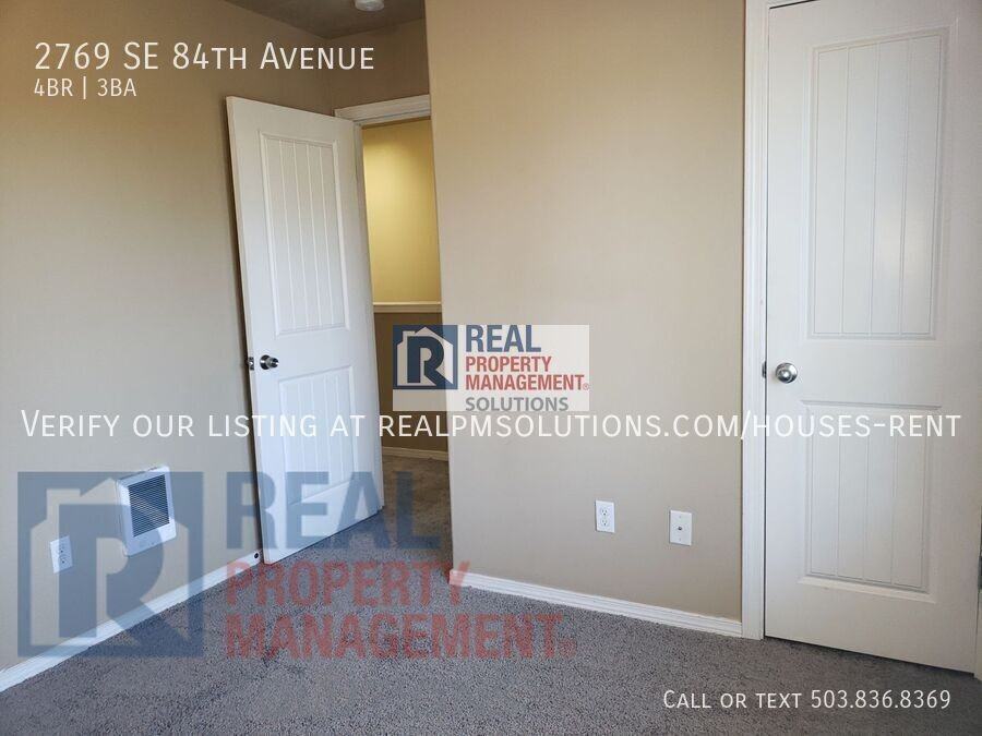 2769 Se 84th Ave - Photo 6 of 36