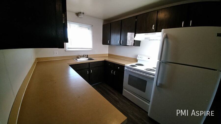 3494 Butternut Dr - Photo 4 of 11