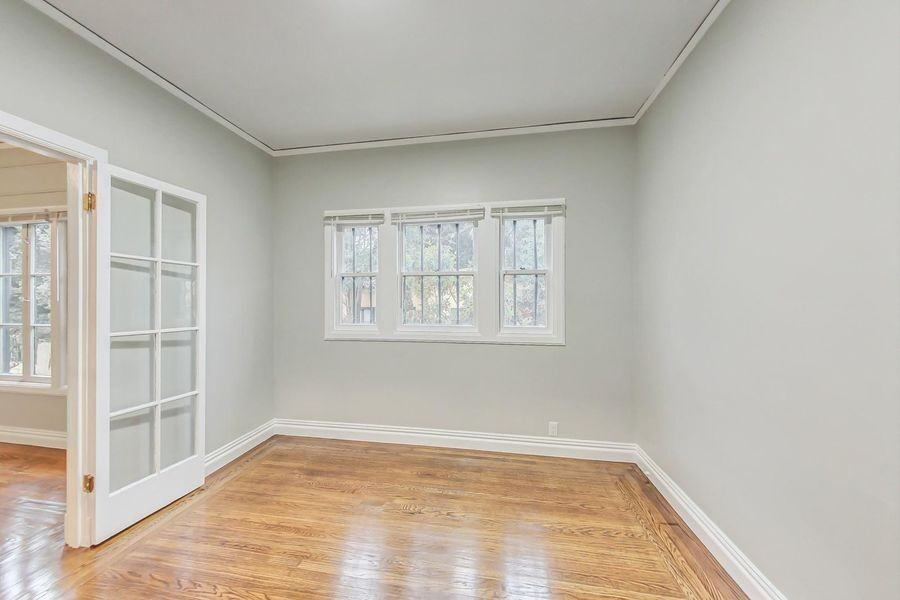 295 Macarthur Blvd #C - Photo 7 of 19