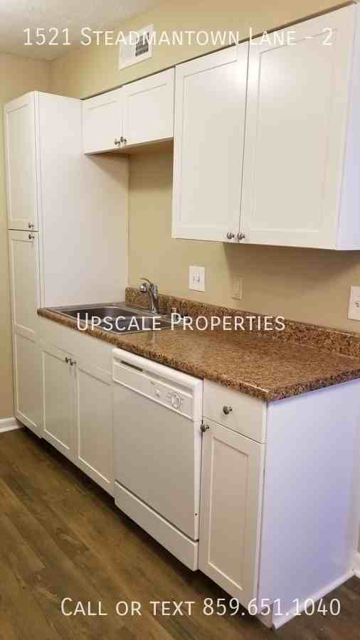 1521 Steadmantown Ln #2 - Photo 5 of 10