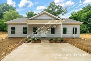 3201 Circle Dr - Photo 1 of 1