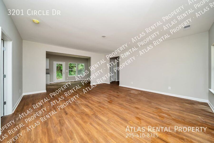 3201 Circle Dr - Photo 7 of 19
