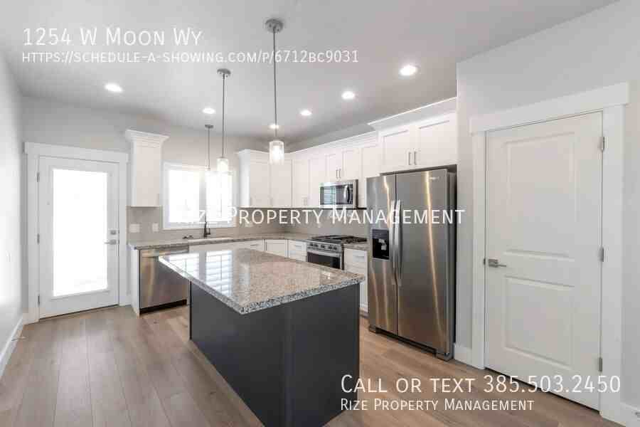 1254 W Moon Way - Photo 3 of 43