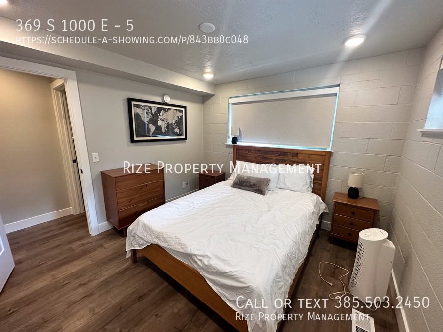 369 S 1000 E #5 - Photo 7 of 11