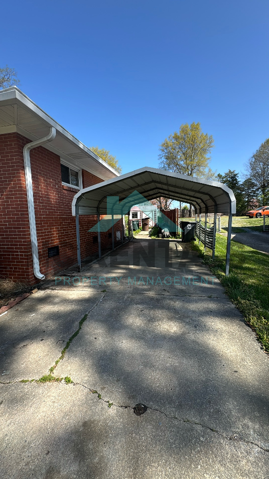 1701 Phillips Ave - Photo 4 of 6