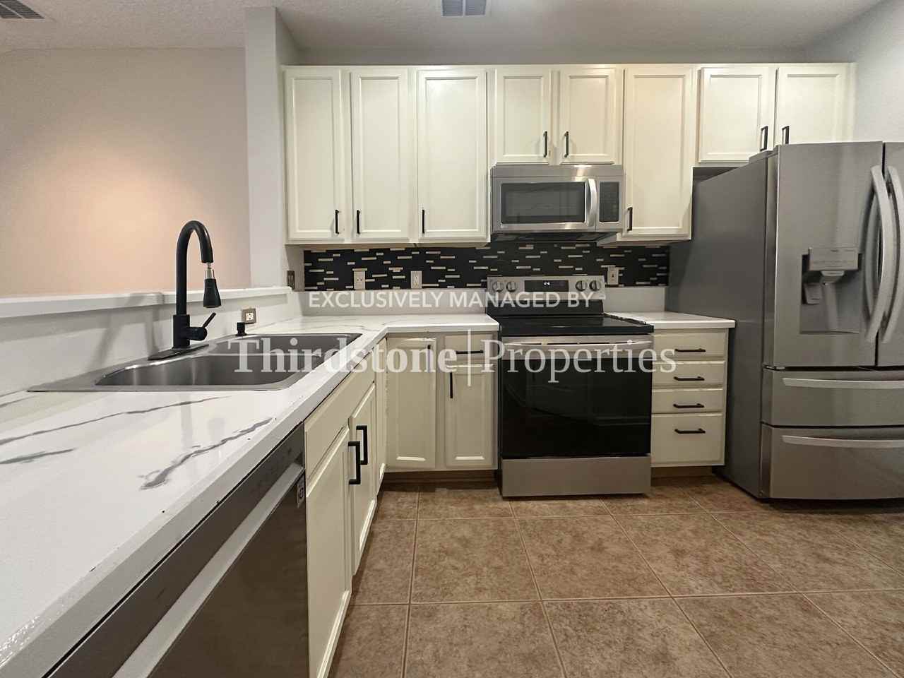6131 Bartram Village Dr - Photo 5 of 22