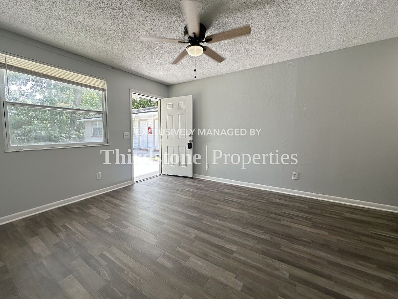 1160 Comanche St #4 - Photo 3 of 17