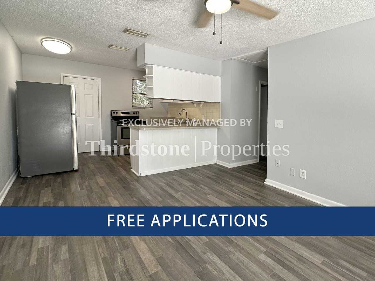 1160 Comanche St #4 - Photo 4 of 17
