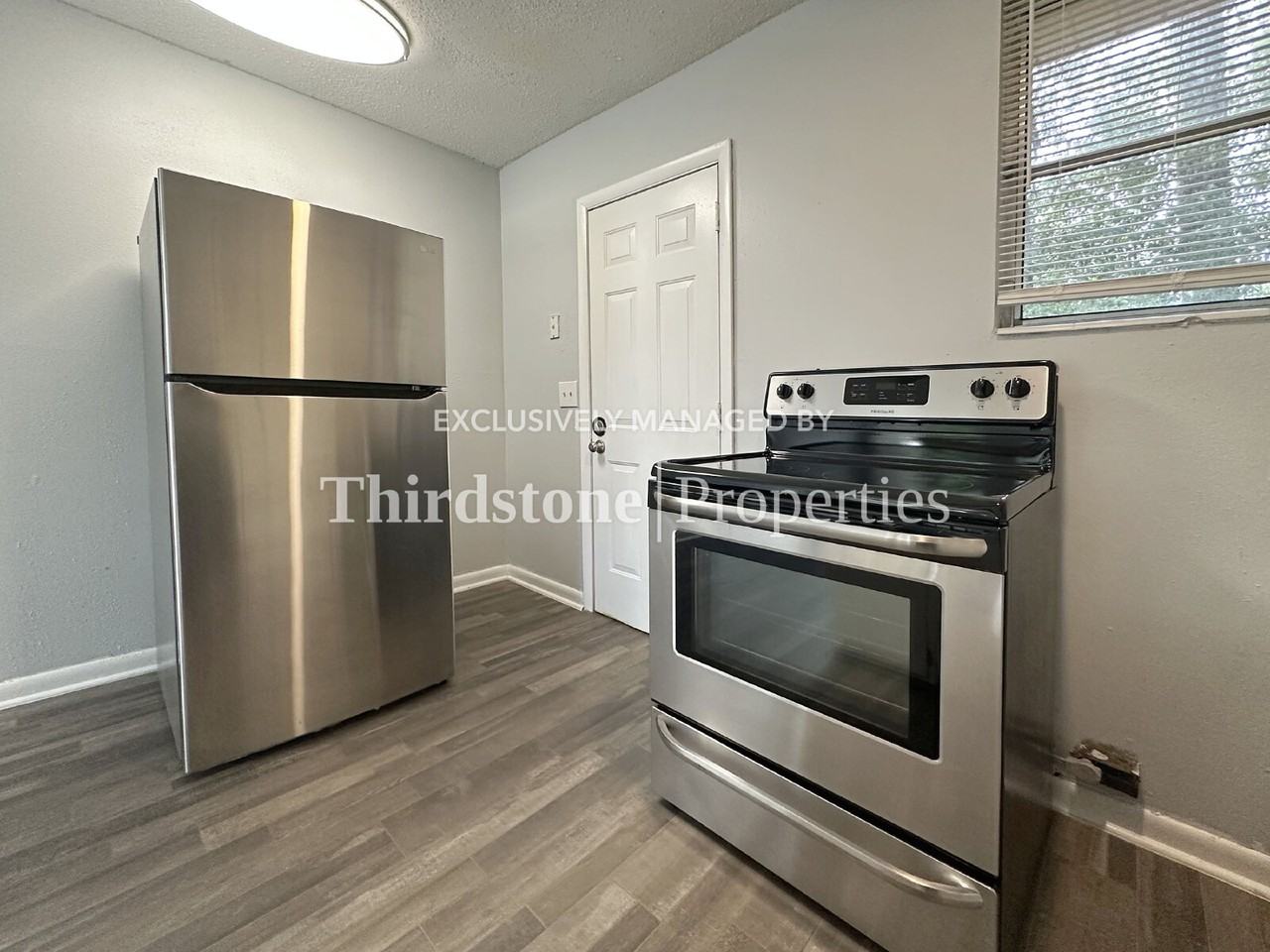 1160 Comanche St #4 - Photo 5 of 17