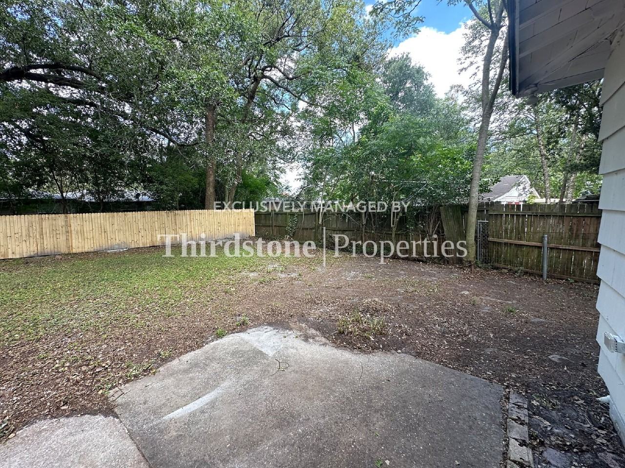 1216 Glen Laura Rd - Photo 4 of 6