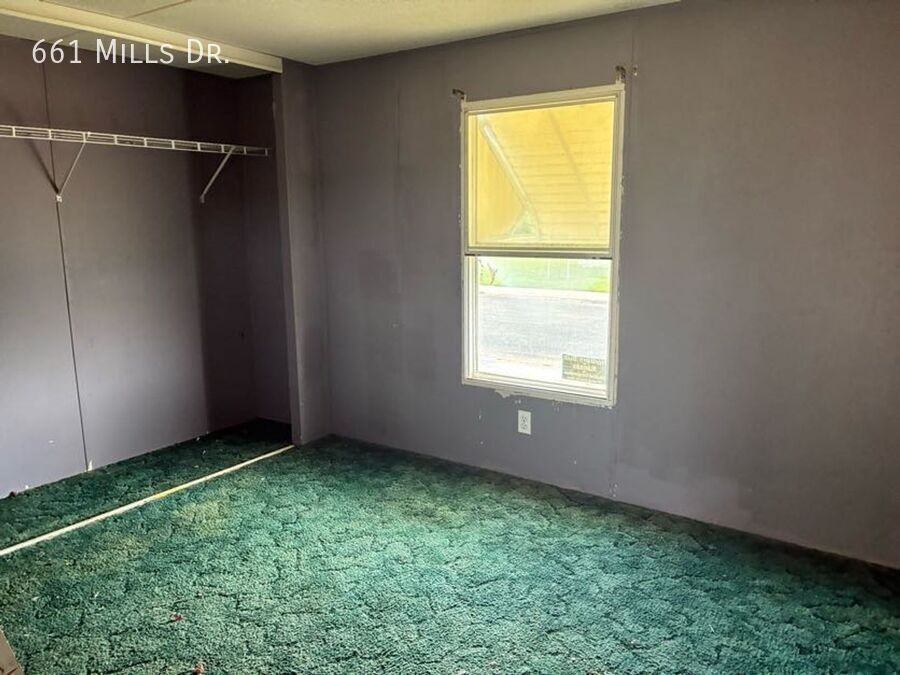 661 Mills Dr - Photo 7 of 18