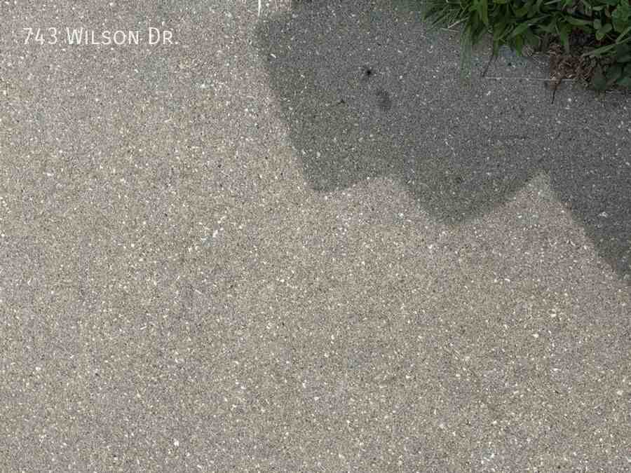 743 Wilson Dr - Photo 6 of 32