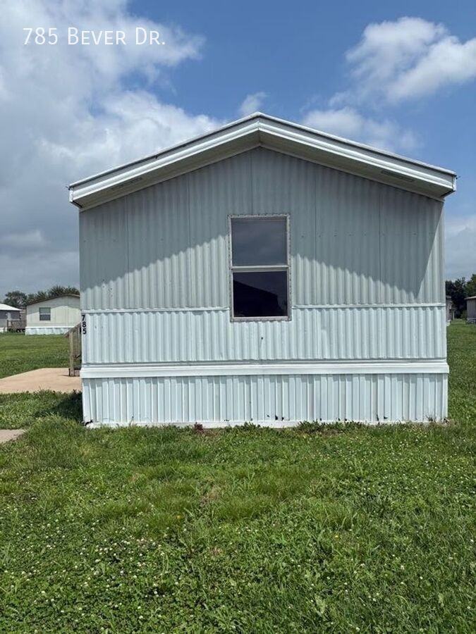 785 Bever Dr - Photo 6 of 21