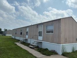 featured image of 733 Bever Dr