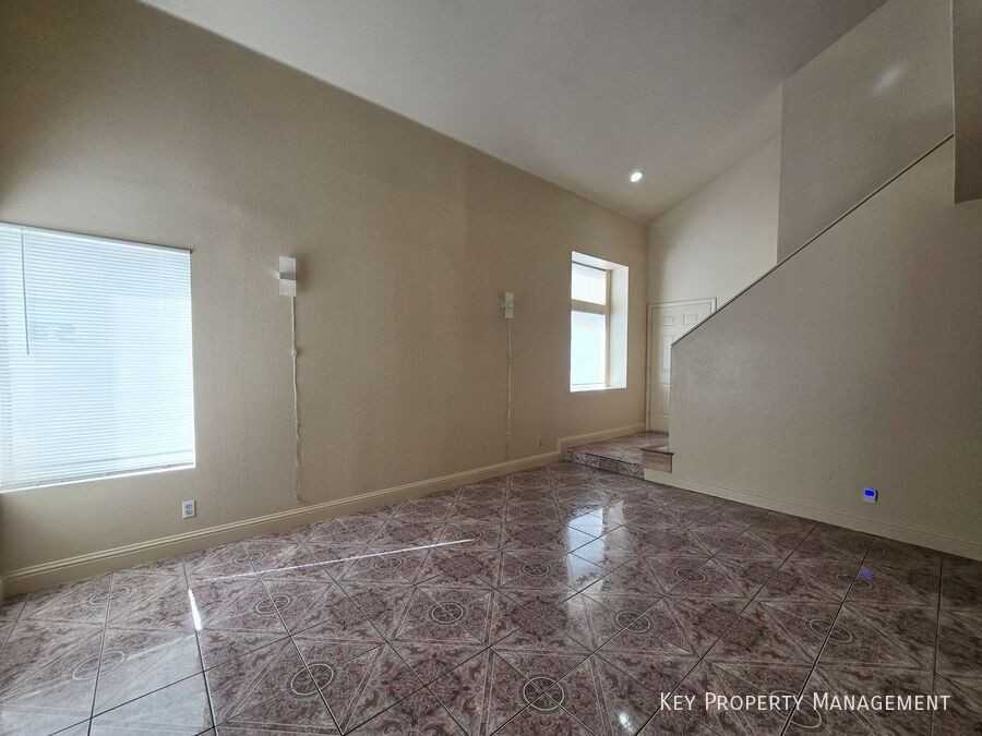 4541 Fireside Ln - Photo 4 of 30