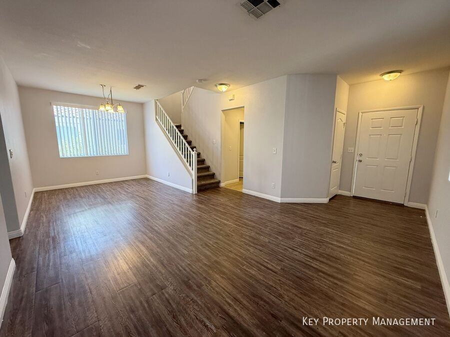 2185 Polynesia Cir - Photo 3 of 42