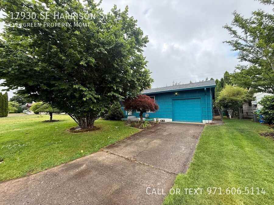17930 Se Harrison St - Photo 2 of 33