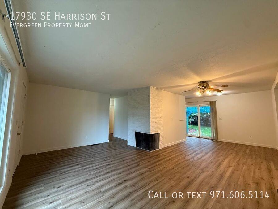 17930 Se Harrison St - Photo 6 of 33