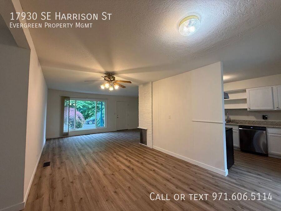 17930 Se Harrison St - Photo 7 of 33