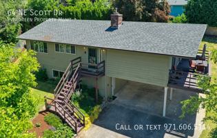 featured image of 64 Ne Scott Dr