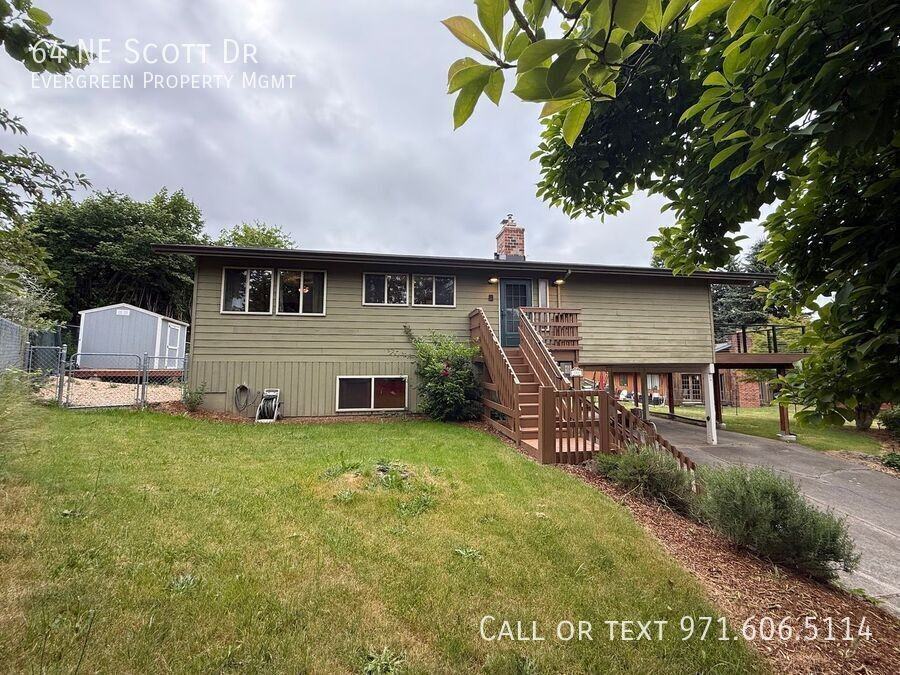 64 Ne Scott Dr - Photo 2 of 50