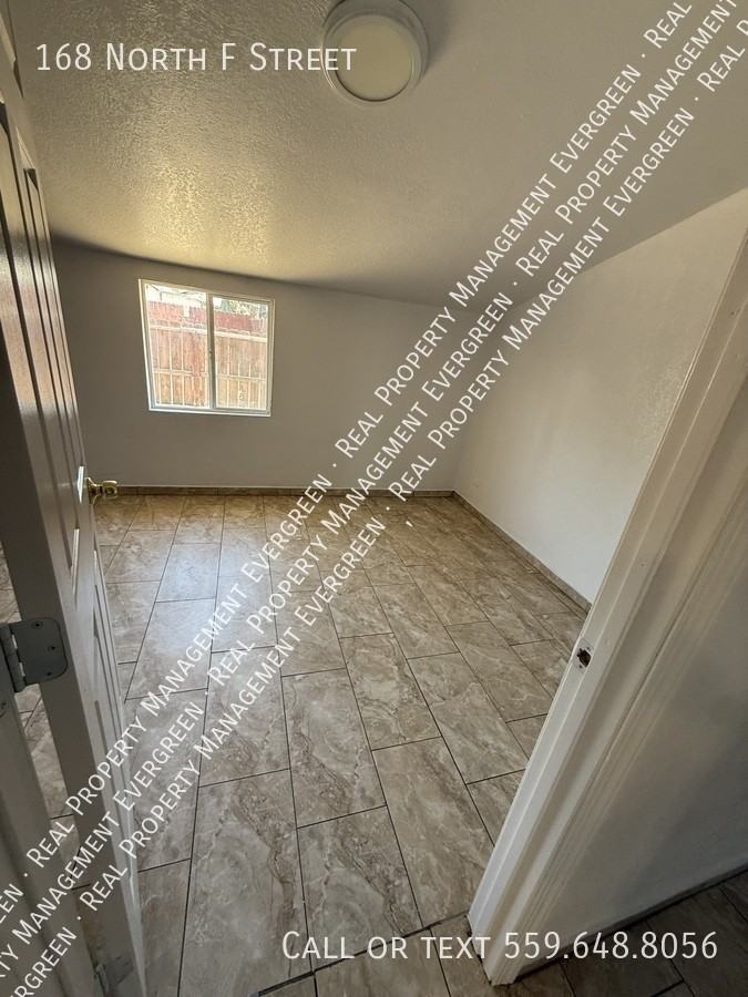 168 N F St - Photo 3 of 10