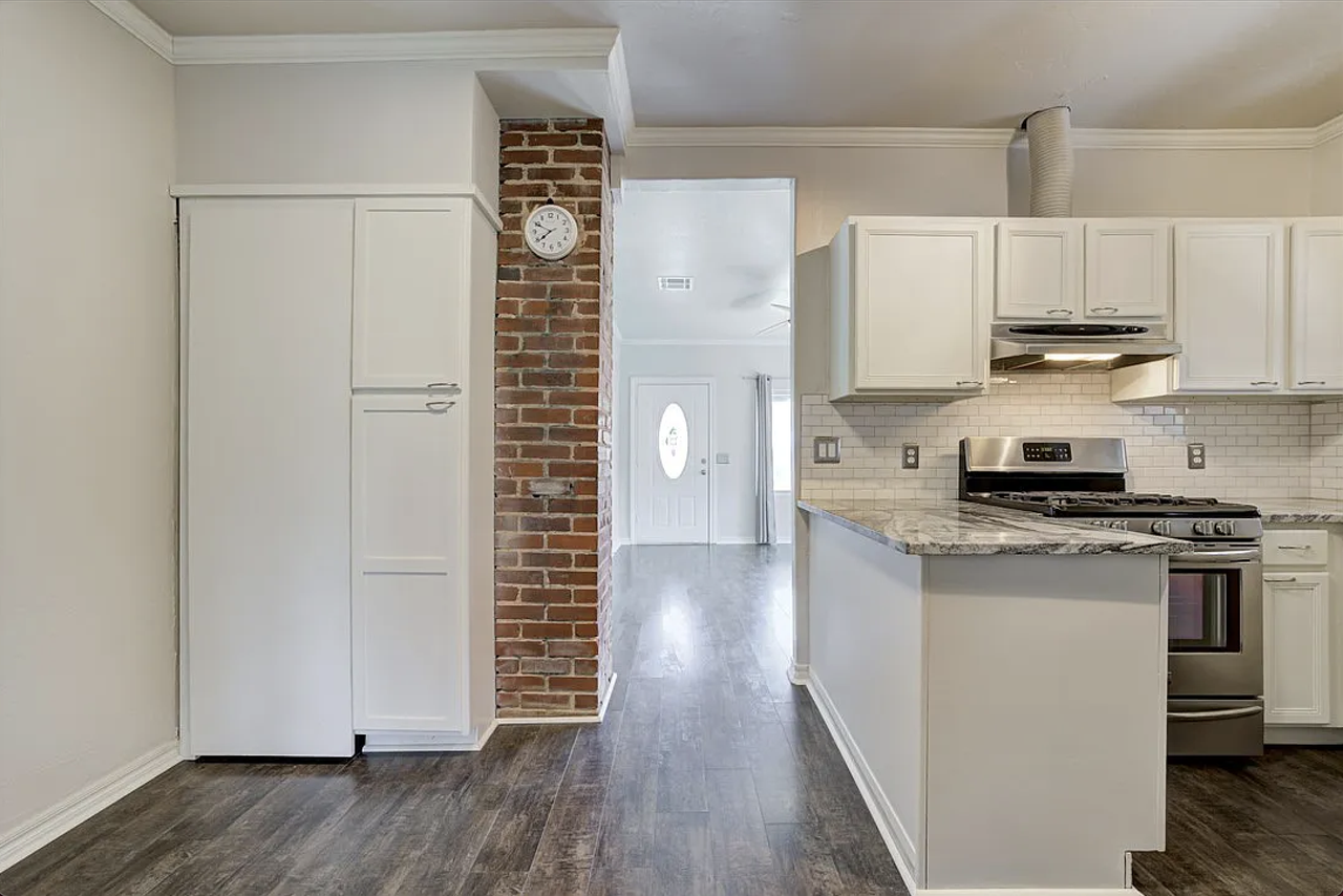 1130 Nw 49th St #NA - Photo 7 of 14