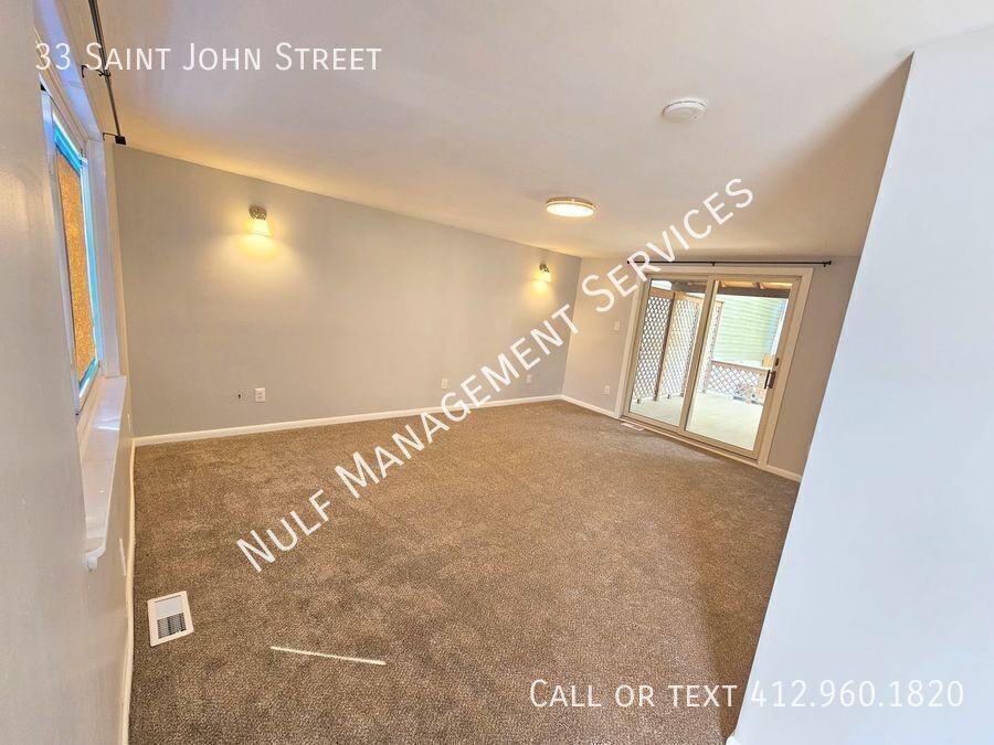 33 Saint John St - Photo 5 of 9