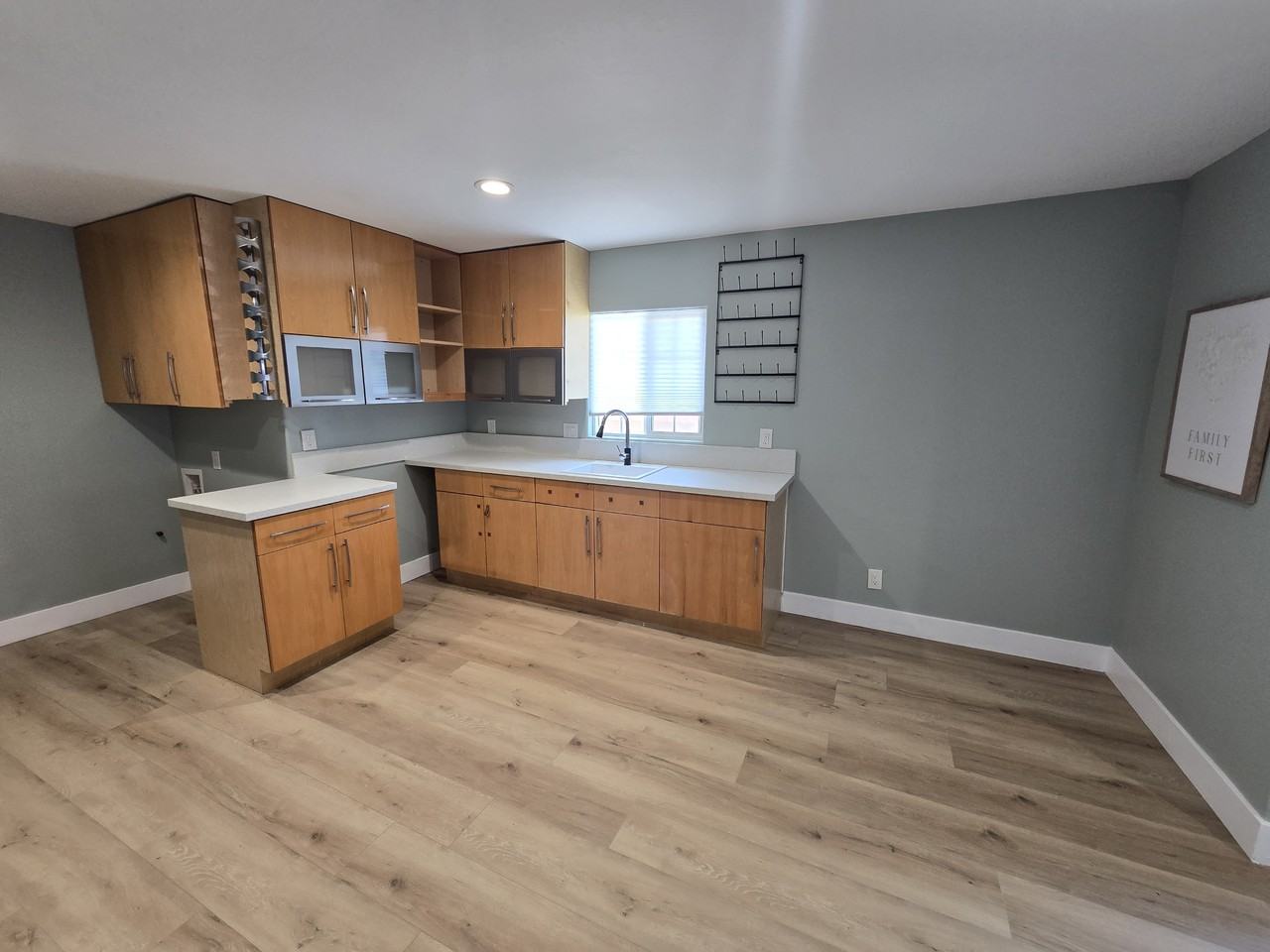 4561 Adenmoor Ave #1 - Photo 7 of 26