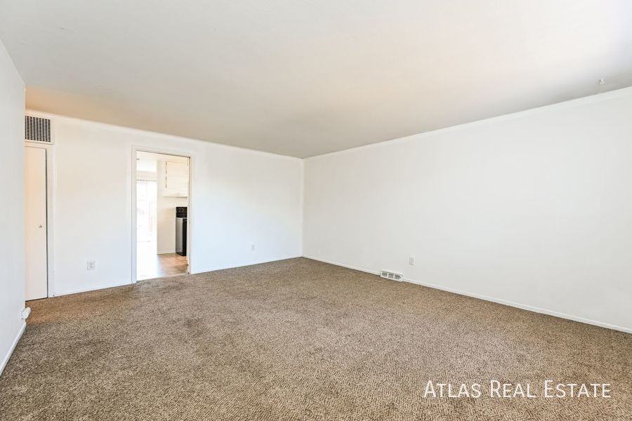 10311 W 59th Ave #4 - Photo 4 of 11