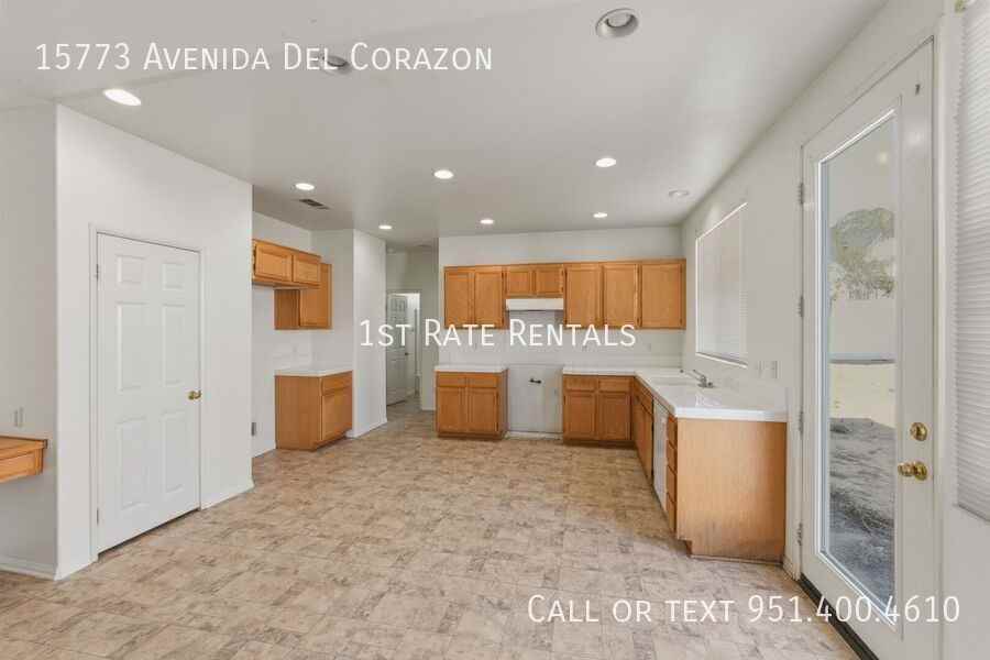 15773 Avenida Del Corazon - Photo 5 of 18