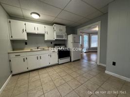 featured image of 17 Edwards St #1