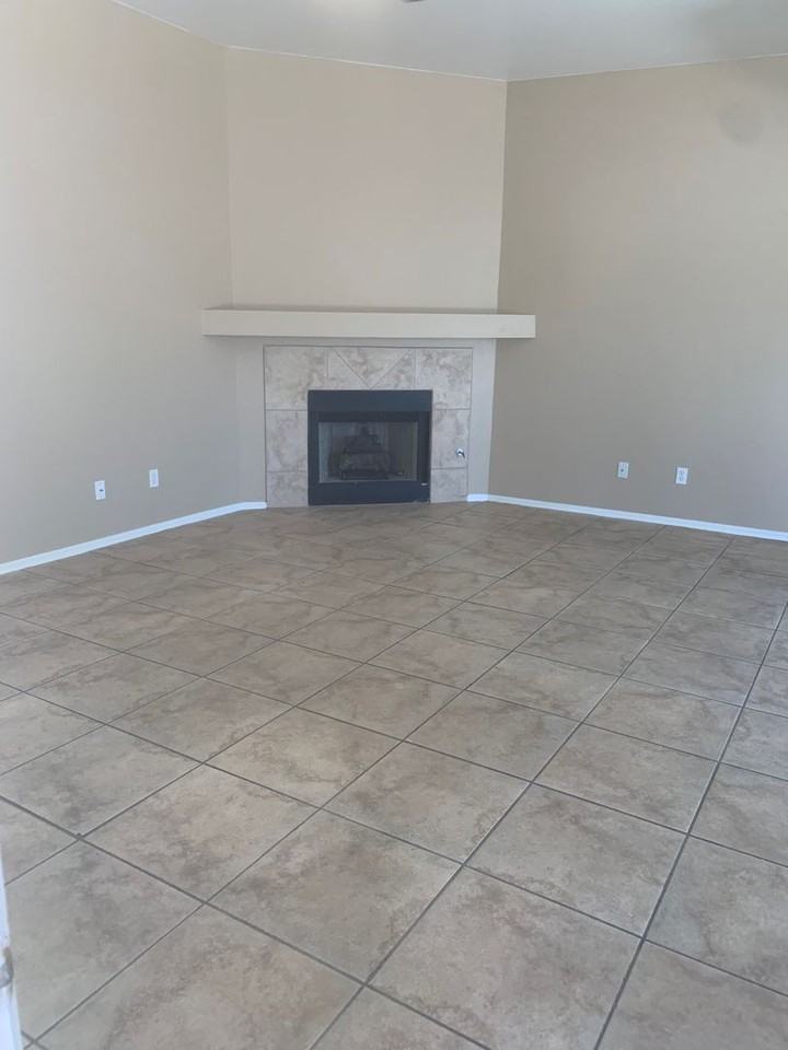 9115 E Esperanza Dr - Photo 3 of 28