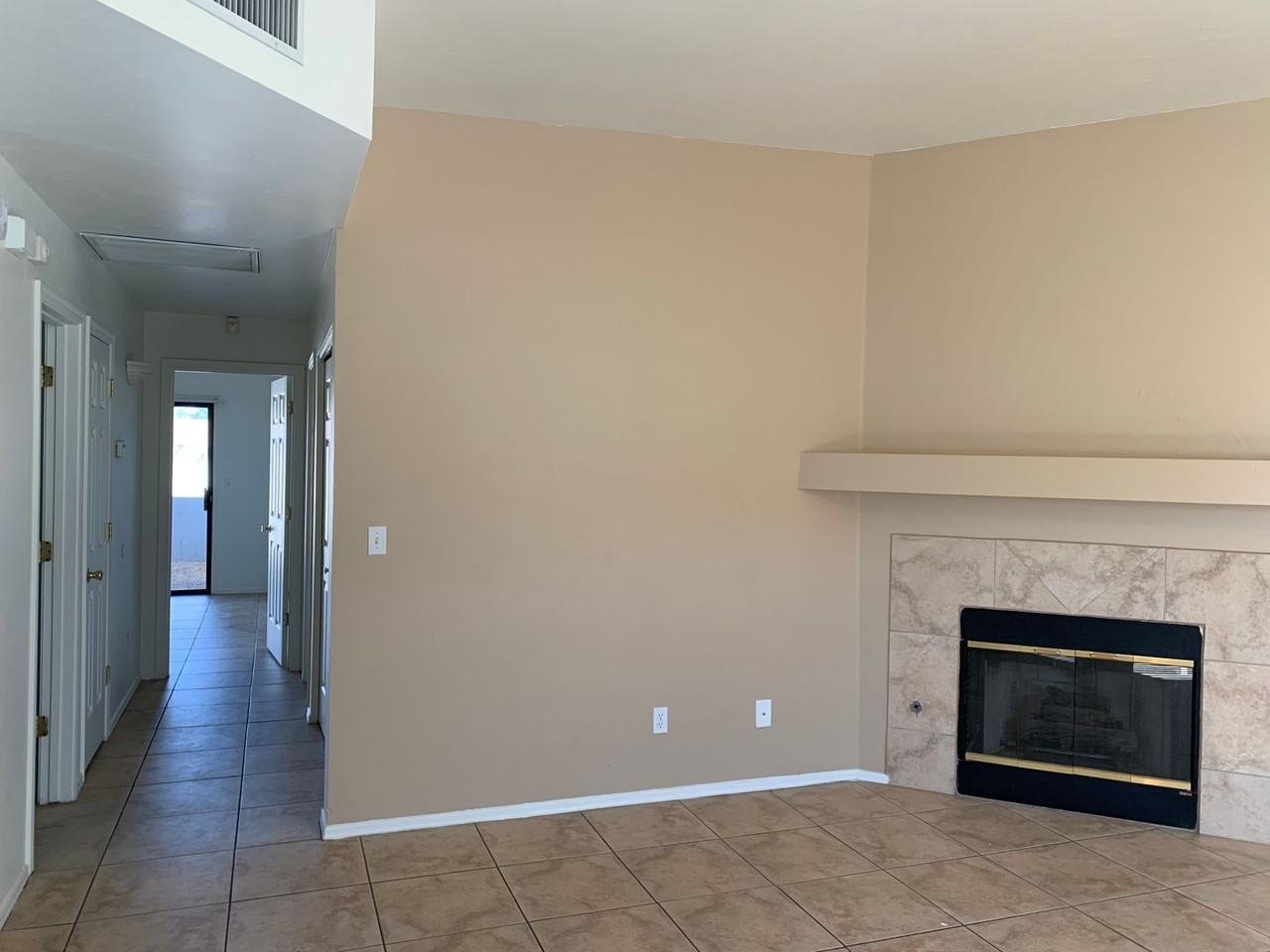 9109 E Esperanza Dr - Photo 2 of 22