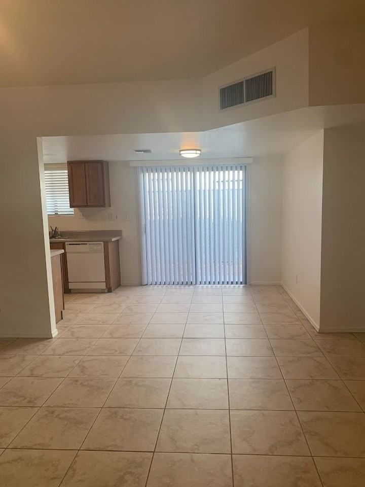 9109 E Esperanza Dr - Photo 6 of 22