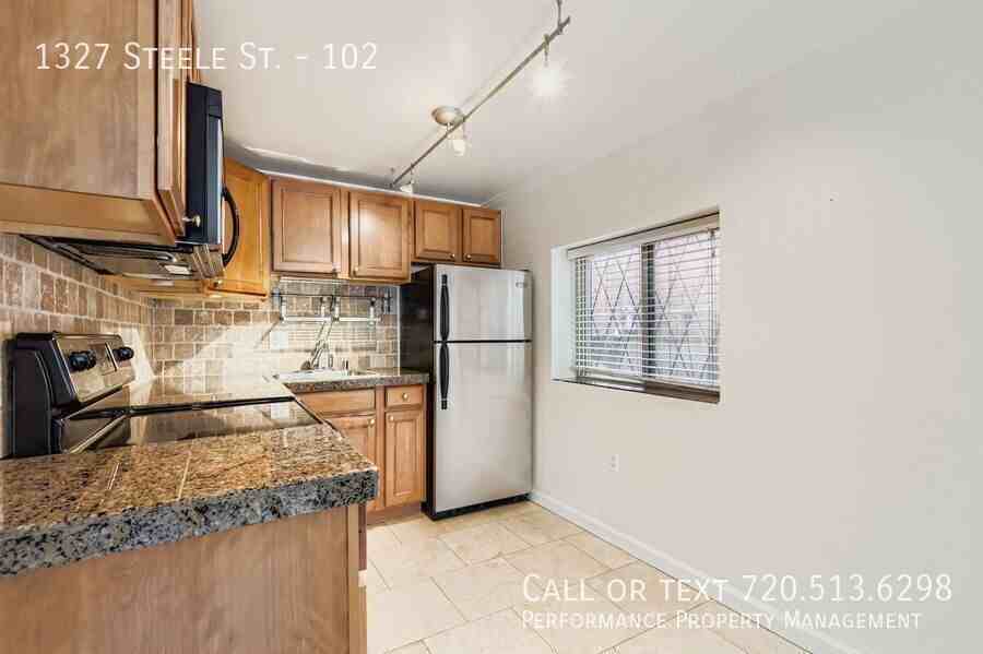 1327 Steele St #102 - Photo 7 of 13