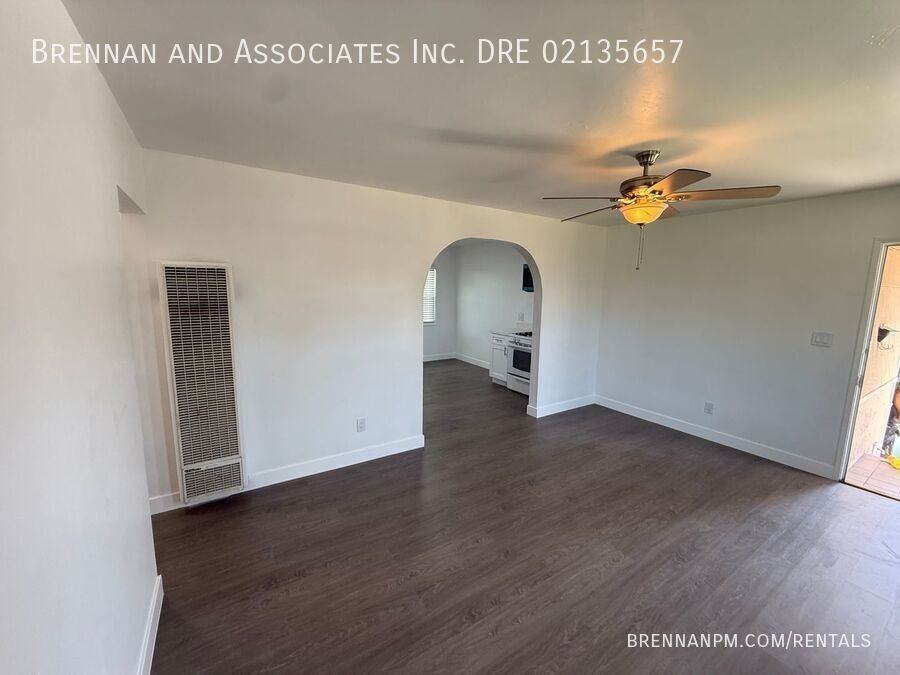 511 Center St #A - Photo 4 of 15